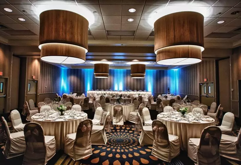 Aviator Hotel & Suites South I 55, Bw Signature Collection