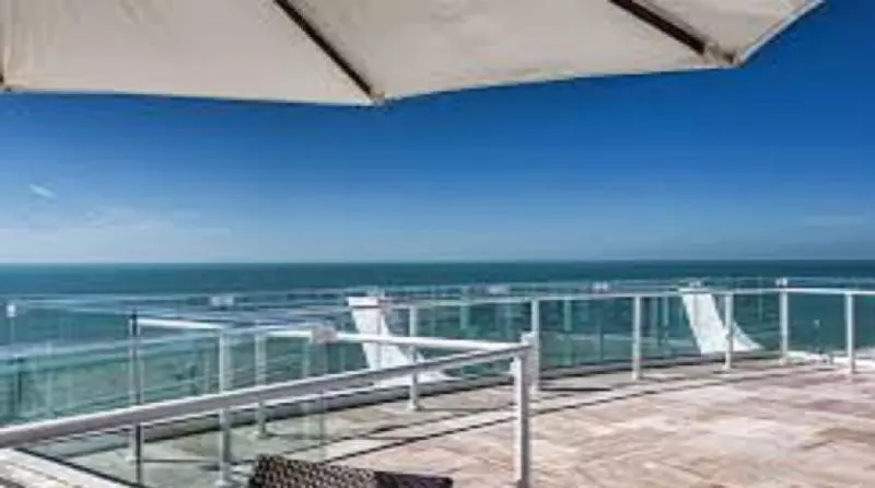 ホテル Bellwether Beach Resort