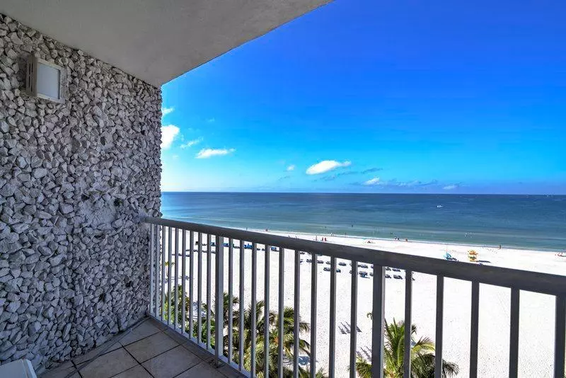 ホテル Bellwether Beach Resort