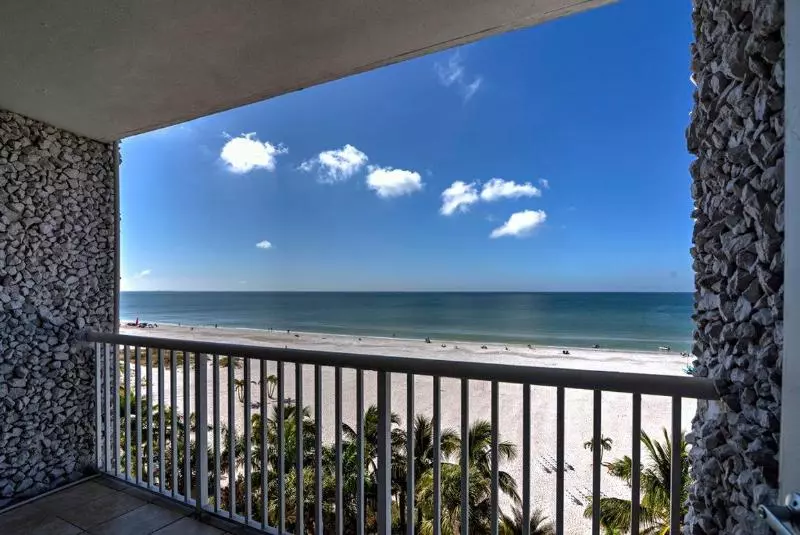 ホテル Bellwether Beach Resort