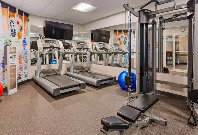 Отель Best Western Plus Hudson I 94