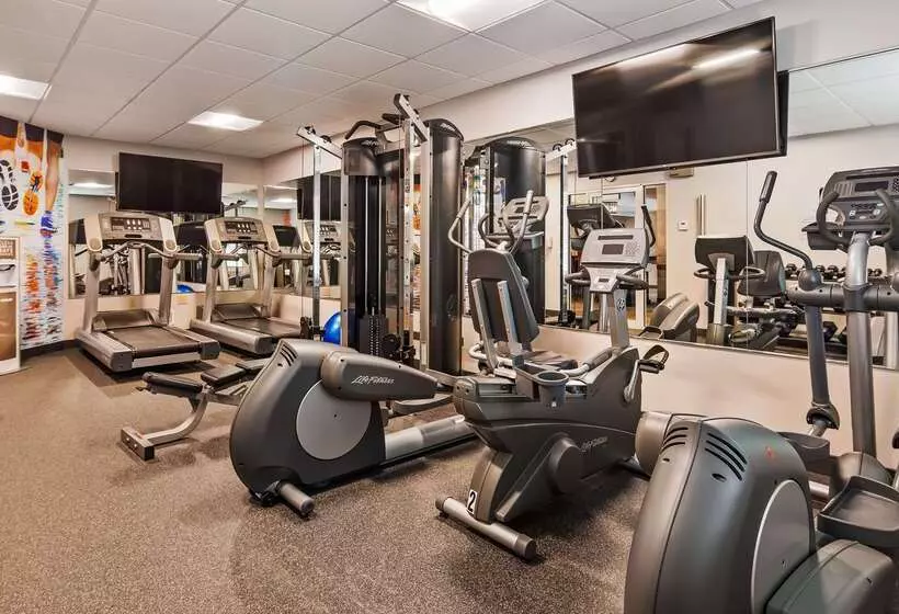 Отель Best Western Plus Hudson I 94