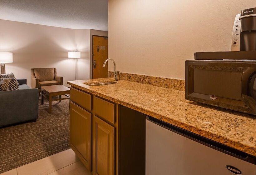 Otel Best Western Plus Hudson I 94