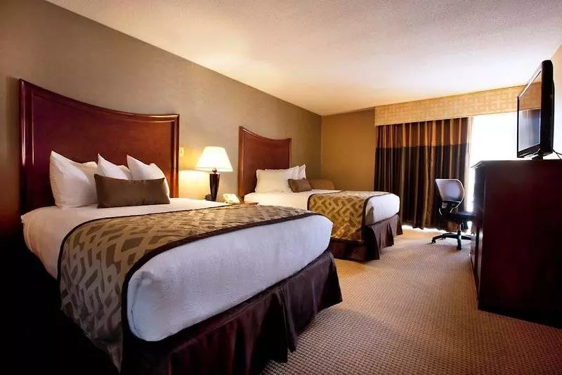 Отель Clarion Inn