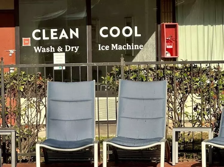 Greentree Hotel & Extended Stay I 10 Fwy Houston, Channelview, Baytown