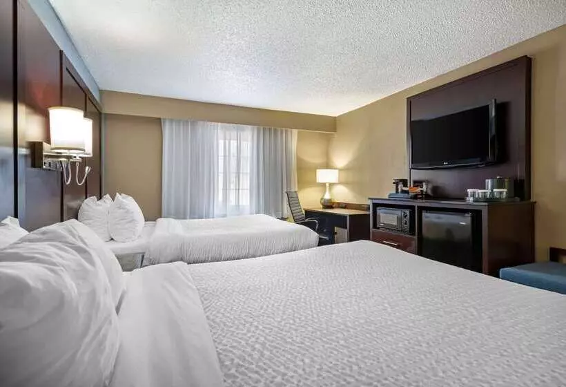 Clarion Hotel Conference Center North