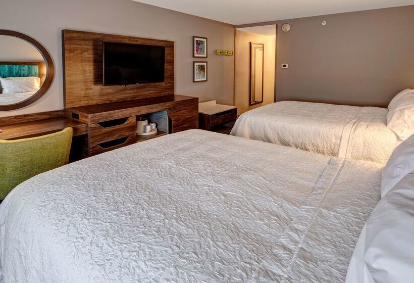 酒店 Hampton Inn New Albany Louisville West