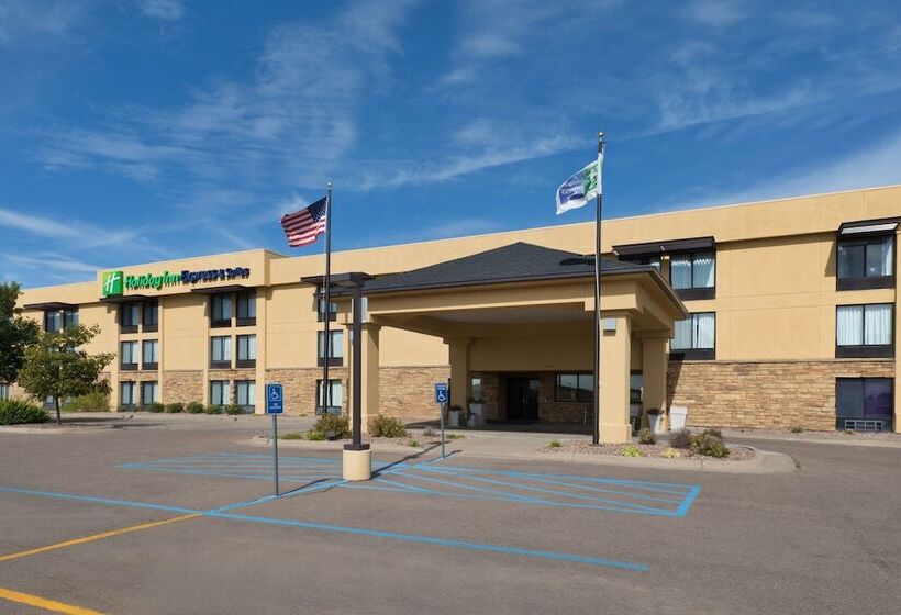 Holiday Inn Express Hotel & Suites Colby, An Ihg