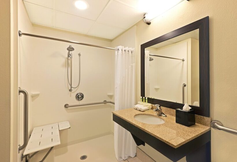 Holiday Inn Express Hotel & Suites Colby, An Ihg