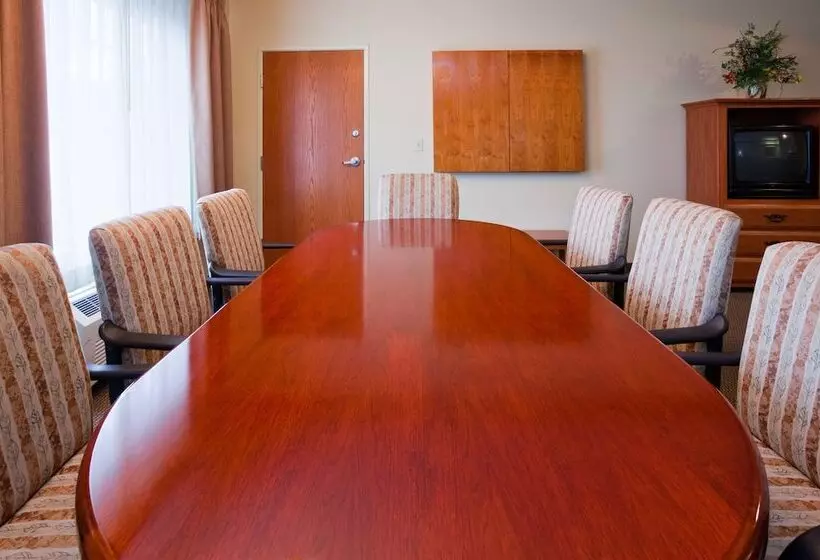 فندق Holiday Inn Express Anchorage By Ihg