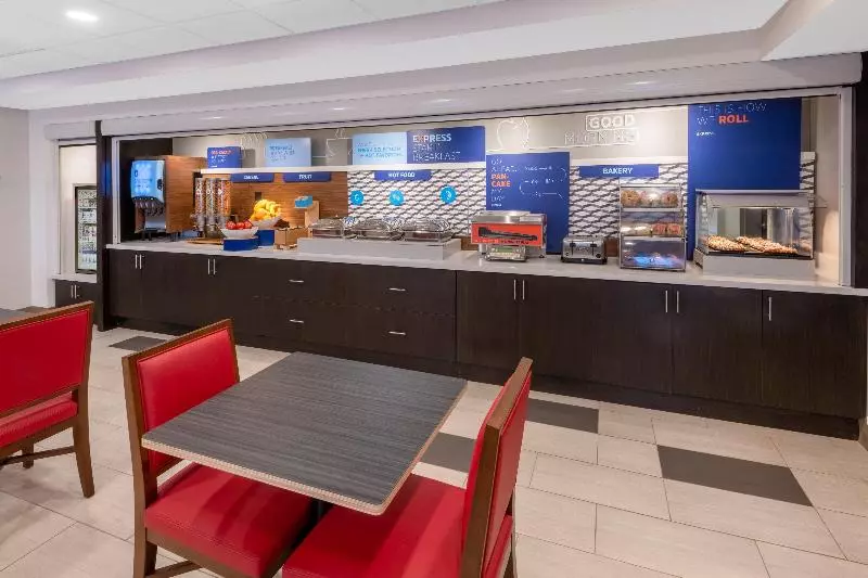 ホテル Holiday Inn Express & Suites Colorado Springs North, An Ihg