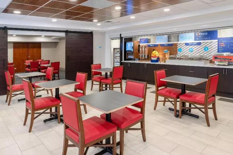 ホテル Holiday Inn Express & Suites Colorado Springs North, An Ihg