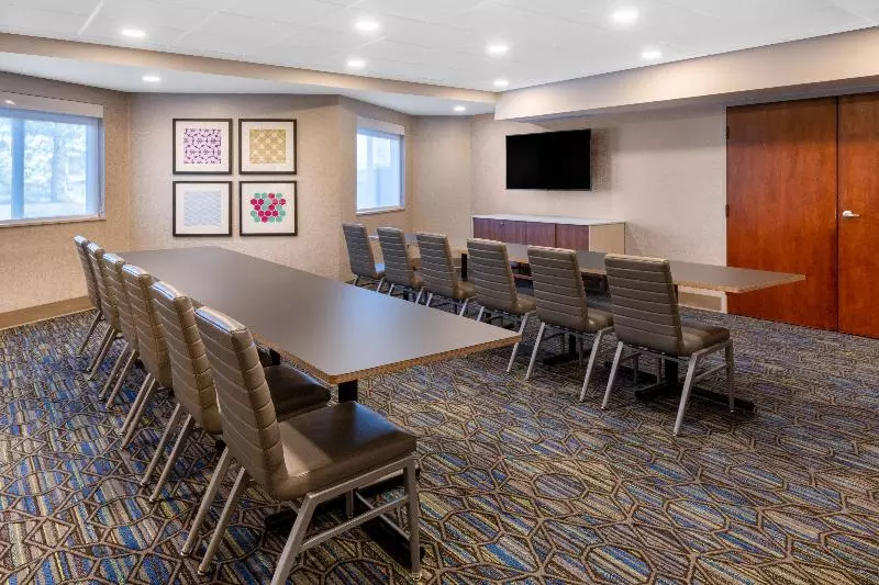 ホテル Holiday Inn Express & Suites Colorado Springs North, An Ihg