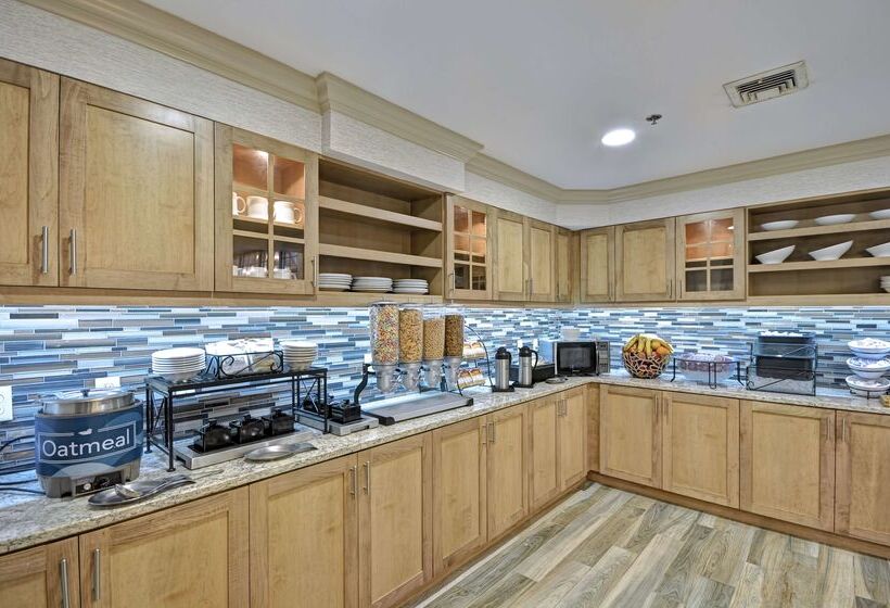 Отель Homewood Suites By Hilton Bostonpeabody