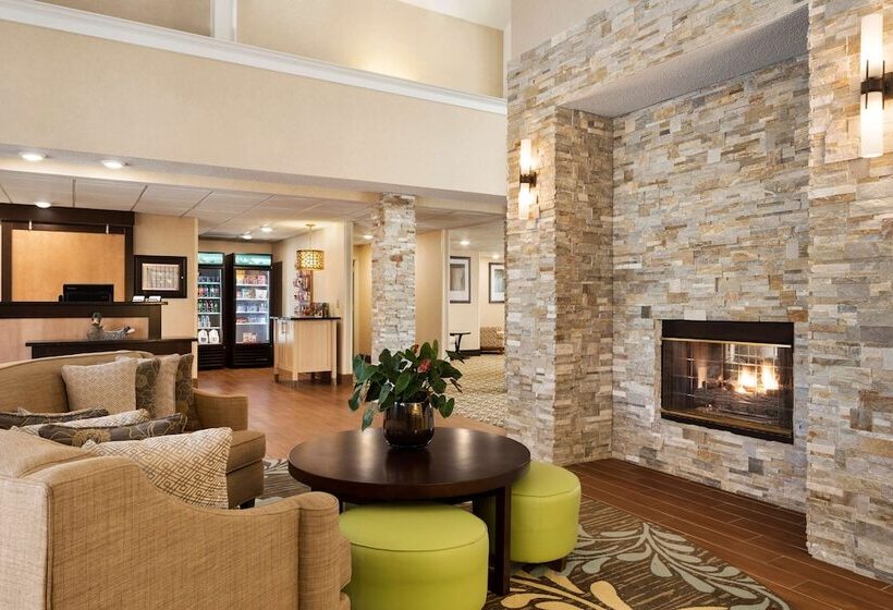 Отель Homewood Suites Toledo Maumee