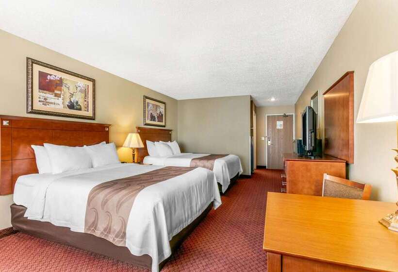 בית מלון כפרי Quality Inn Near Monument Health Rapid City Hospital