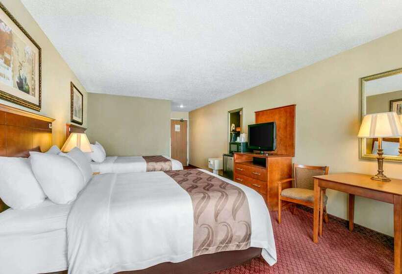 בית מלון כפרי Quality Inn Near Monument Health Rapid City Hospital