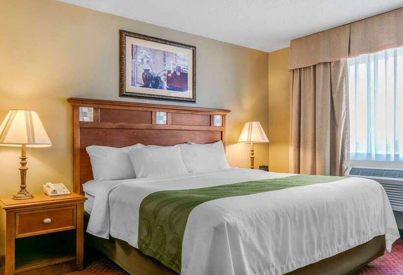 בית מלון כפרי Quality Inn Near Monument Health Rapid City Hospital