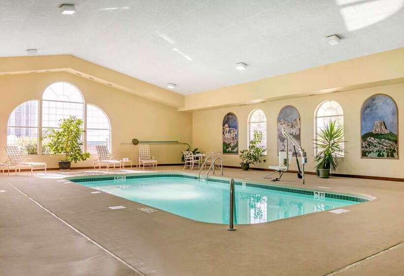 בית מלון כפרי Quality Inn Near Monument Health Rapid City Hospital