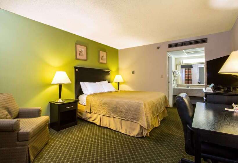فندق Quality Inn & Suites Moline  Quad Cities