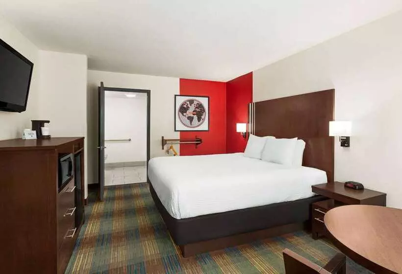 호텔 Ramada By Wyndham San Antonio Near Seaworld   Lackland Afb