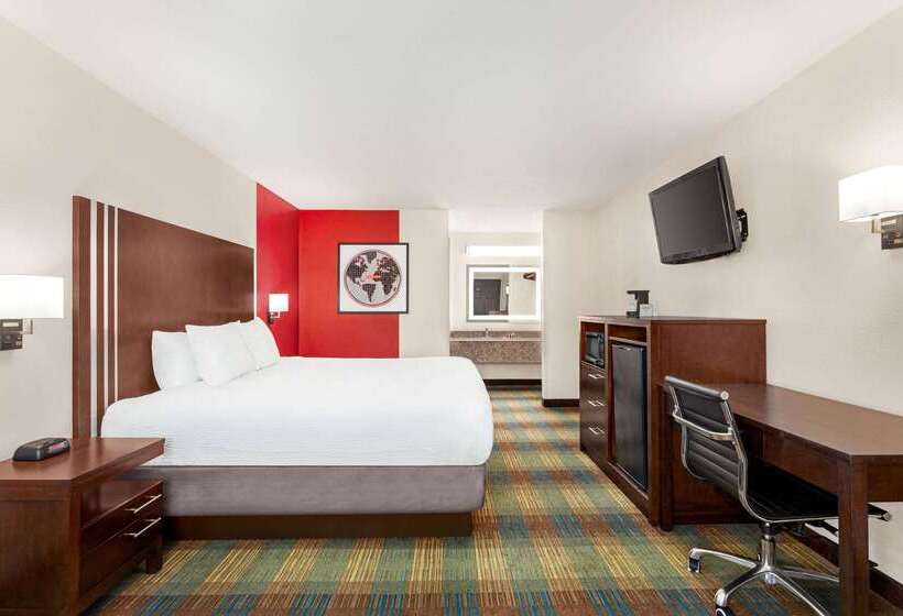 Hotel Ramada By Wyndham San Antonio Near Seaworld Lackland Afb