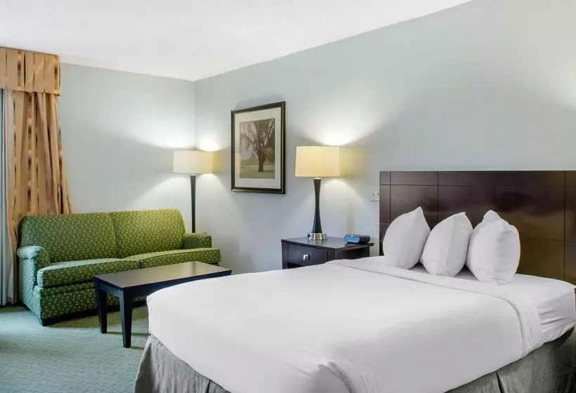 호텔 Ramada By Wyndham Shreveport Airport