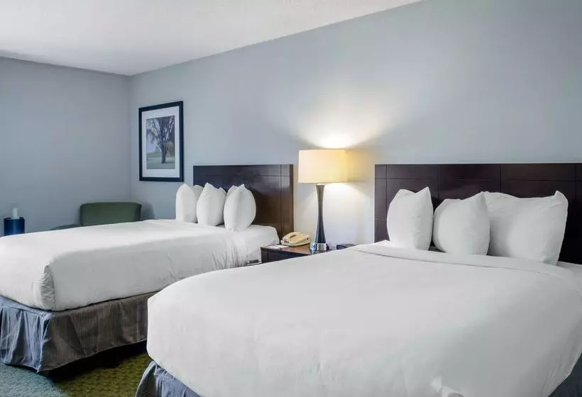 호텔 Ramada By Wyndham Shreveport Airport