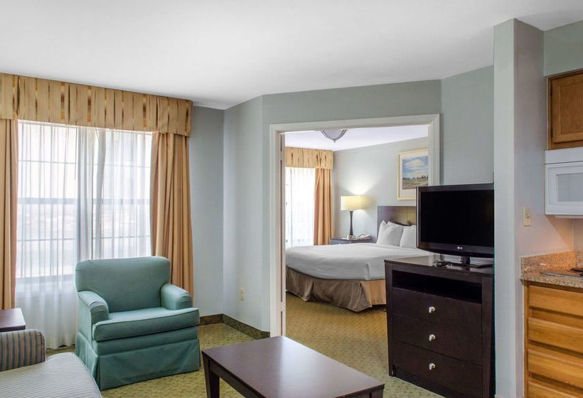 בית מלון כפרי Ramada By Wyndham Shreveport Airport