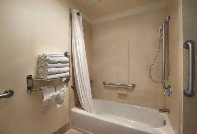 호텔 Ramada By Wyndham Williams