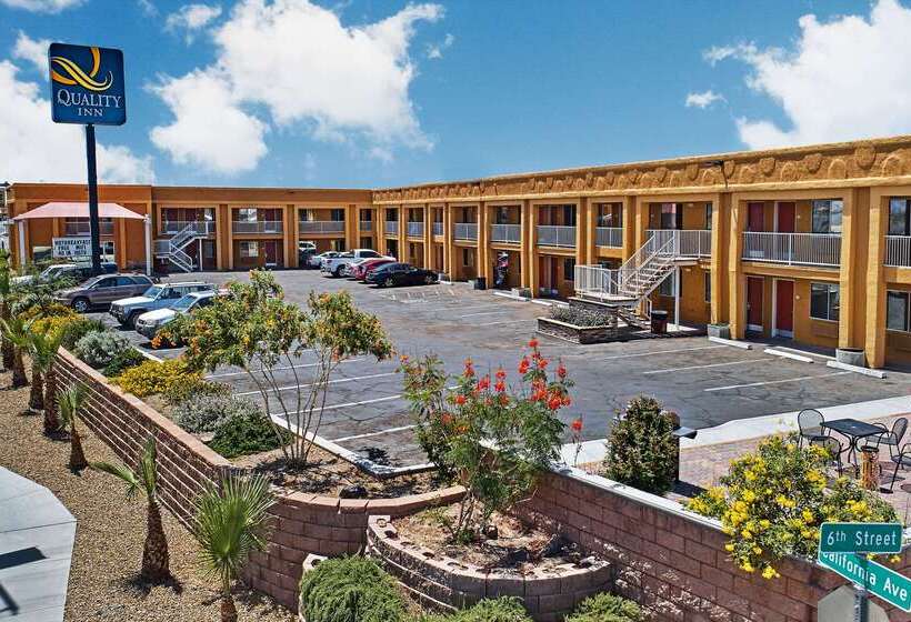 فندق على الطريق Quality Inn Parker