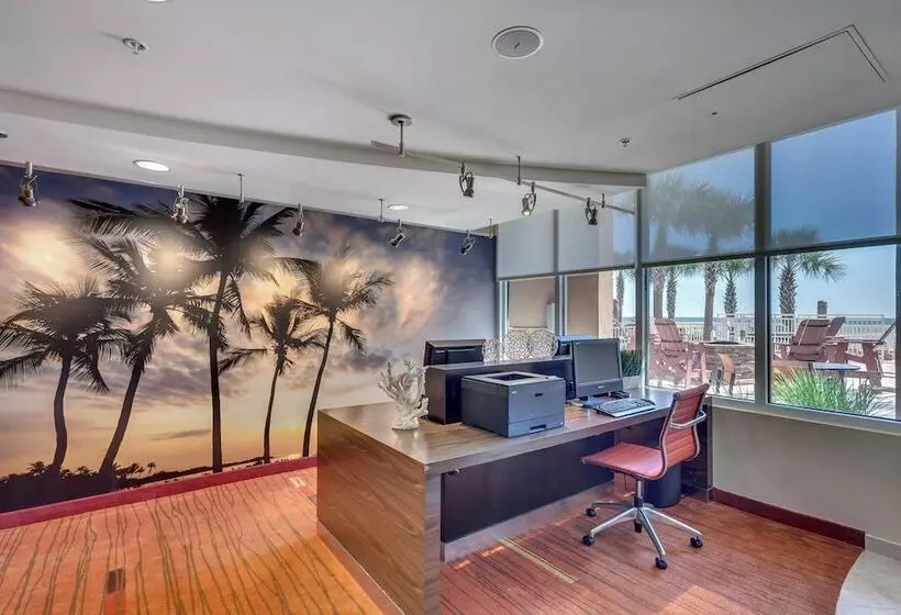 Lomakeskus Courtyard By Marriott Jacksonville Beach Oceanfront