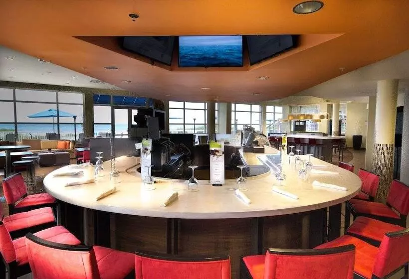 Lomakeskus Courtyard By Marriott Jacksonville Beach Oceanfront