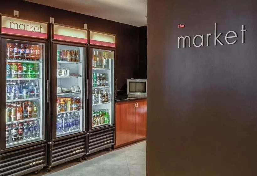 Lomakeskus Courtyard By Marriott Jacksonville Beach Oceanfront