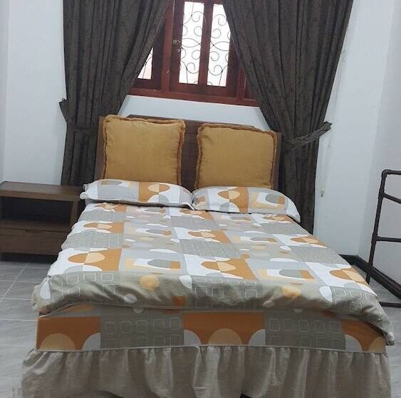 مبيت وإفطار Resident View Homestay