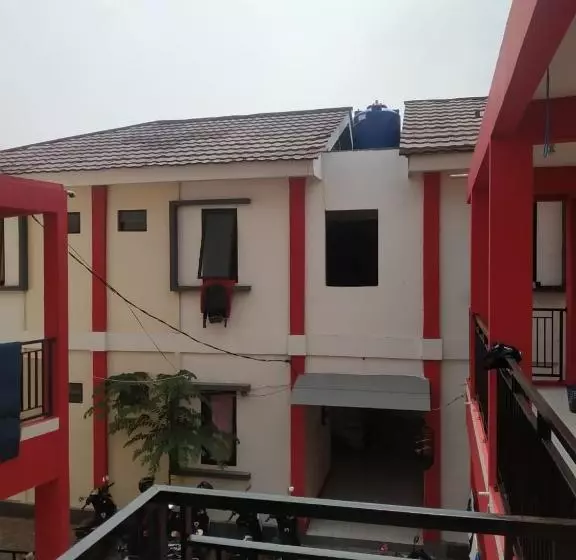 هتل Oyo 1875 Merah Putih Syariah