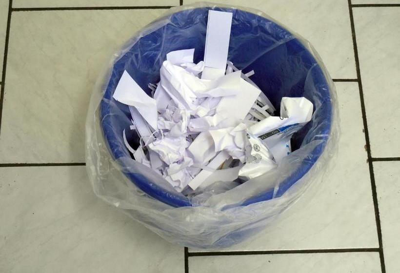 Отель Oyo 1875 Merah Putih Syariah