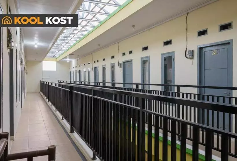 ペンション Koolkost Syariah @ Grand Depok City