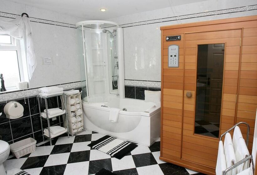 تختخواب و صبحانه Teach Na Coiribe