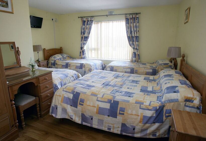 تختخواب و صبحانه Teach Na Coiribe