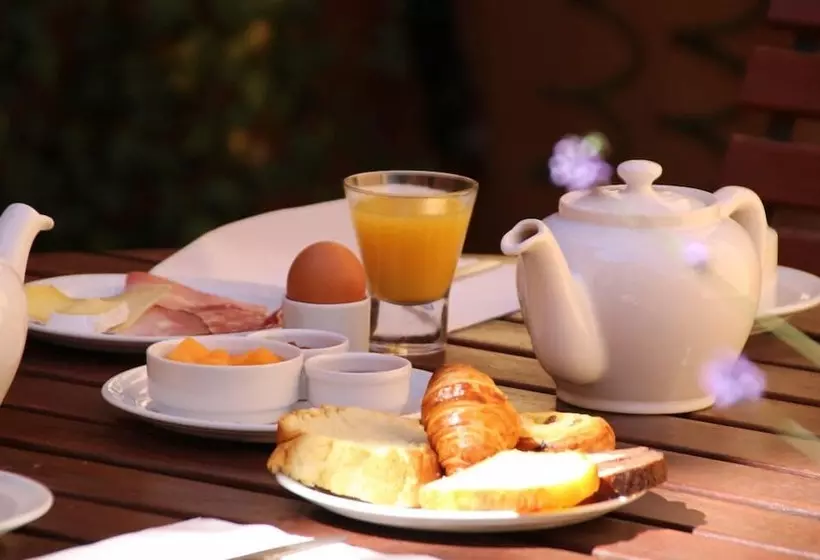 Hotelli Les Arcades Le Lion D'or