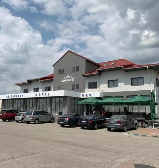 هتل Magnific