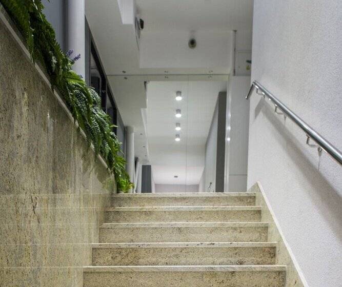 هتل Mosquito Silesia Apartments