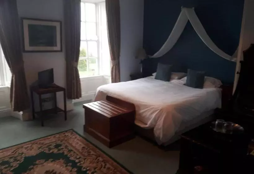 ペンション Castlemorris House