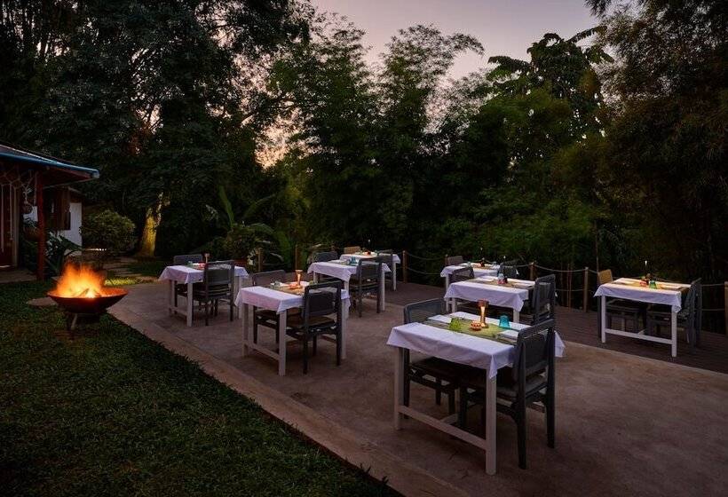 هتل روستایی The Namkhan, A Small Luxury Hotel Of The World