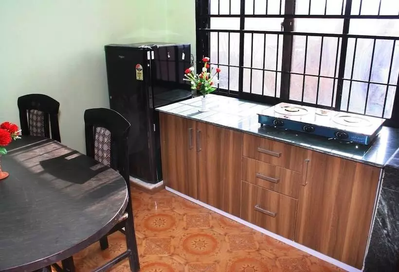 پانسیون Sitapaila Home Stay And Apartment