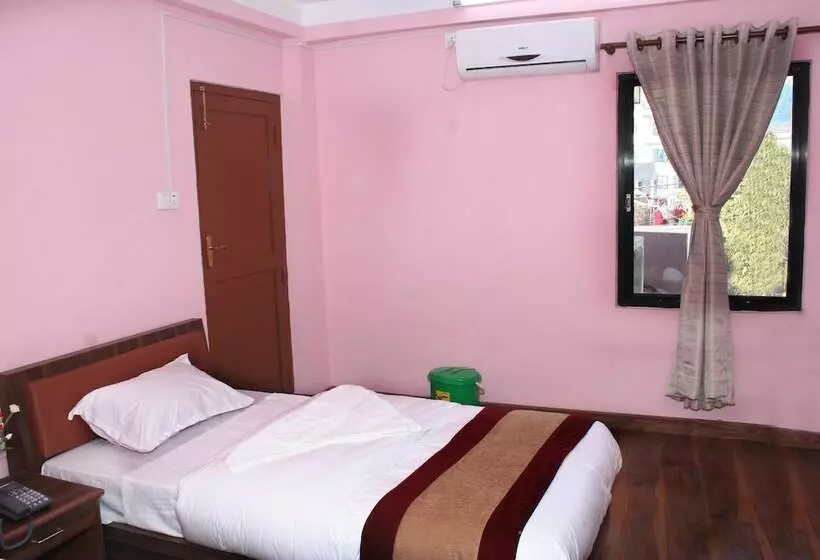 پانسیون Sitapaila Home Stay And Apartment