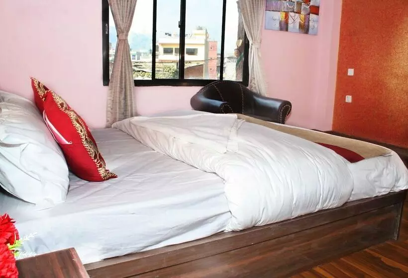 پانسیون Sitapaila Home Stay And Apartment