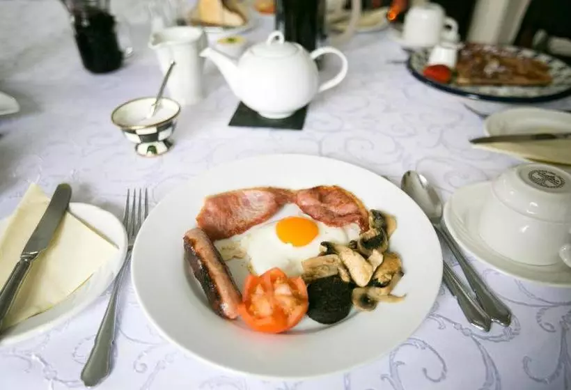 ベッドアンドブレックファースト Moloney House