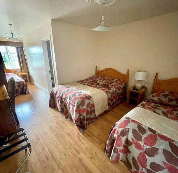 Пансион Goldendawn Guest House